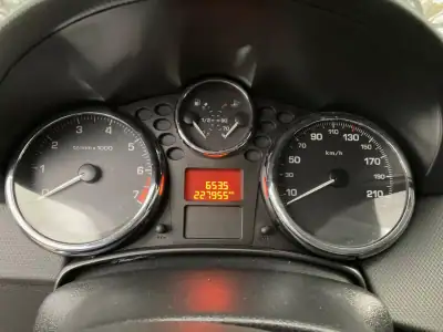 Peugeot 207 2007 - 4990 EUR, 227955 km - AUTO.MOTO.pt - 227955km - foto 7 de 15