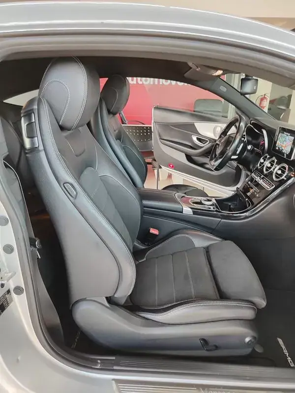 Mercedes-Benz C 250 2016 - 25990 EUR, 219000 km - AUTO.MOTO.pt - 219000km - foto 10 de 38