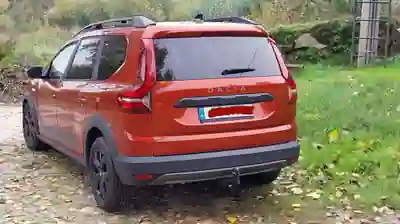 Dacia Jogger 2022 — foto 3 de 4