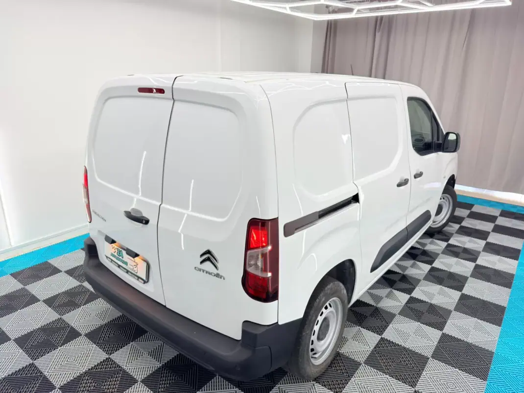 Citroën Berlingo 2019 - 11000 EUR, 128000 km - 128000km - foto 8 de 17