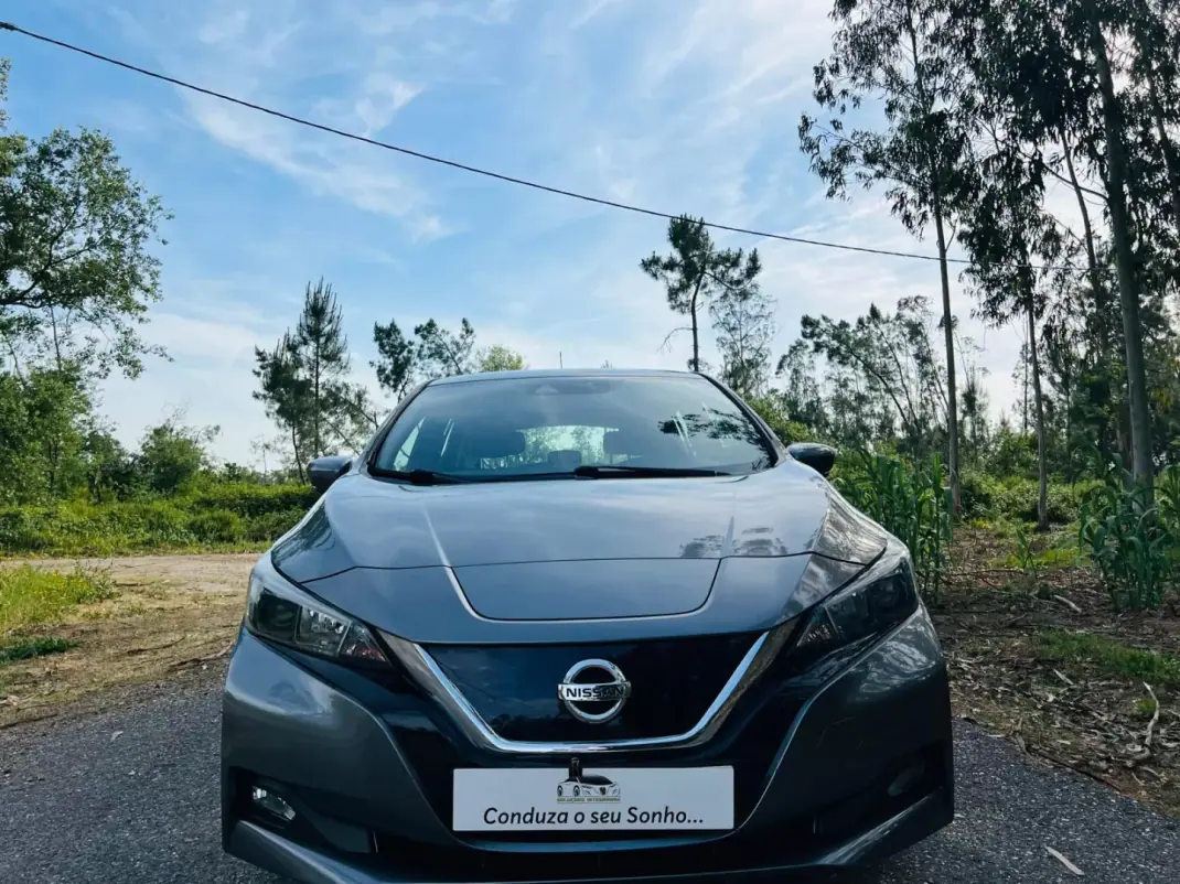 Nissan Leaf 2019 - 14750 EUR, 56425 km - AUTO.MOTO.pt - 56425km - foto 22 de 40