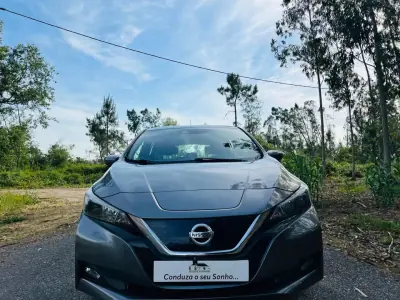 Nissan Leaf 2019 - 14750 EUR, 56425 km - AUTO.MOTO.pt - 56425km - foto 22 de 40
