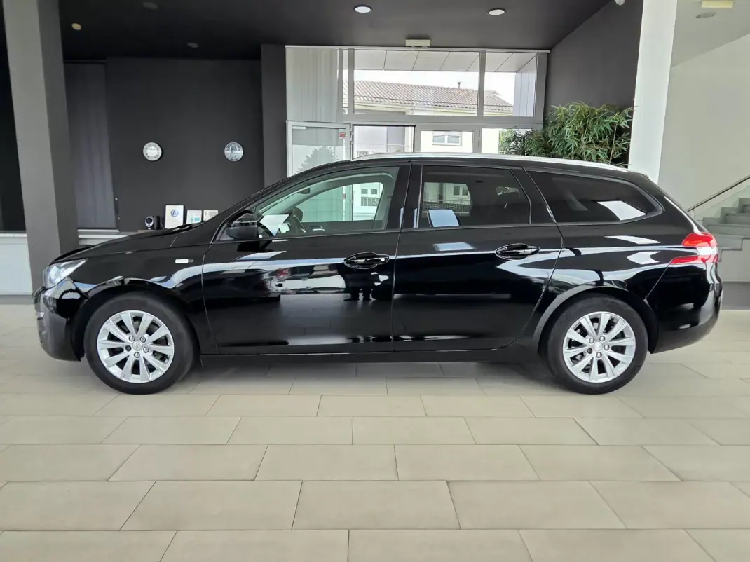Peugeot 308 SW 2016 - 8990 EUR, 150869 km - 150869km - foto 3 de 31