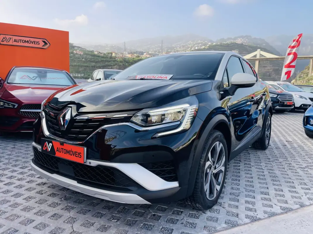Renault Captur 2023 - 19950 EUR, 66838 km - 66838km - foto 3 de 13