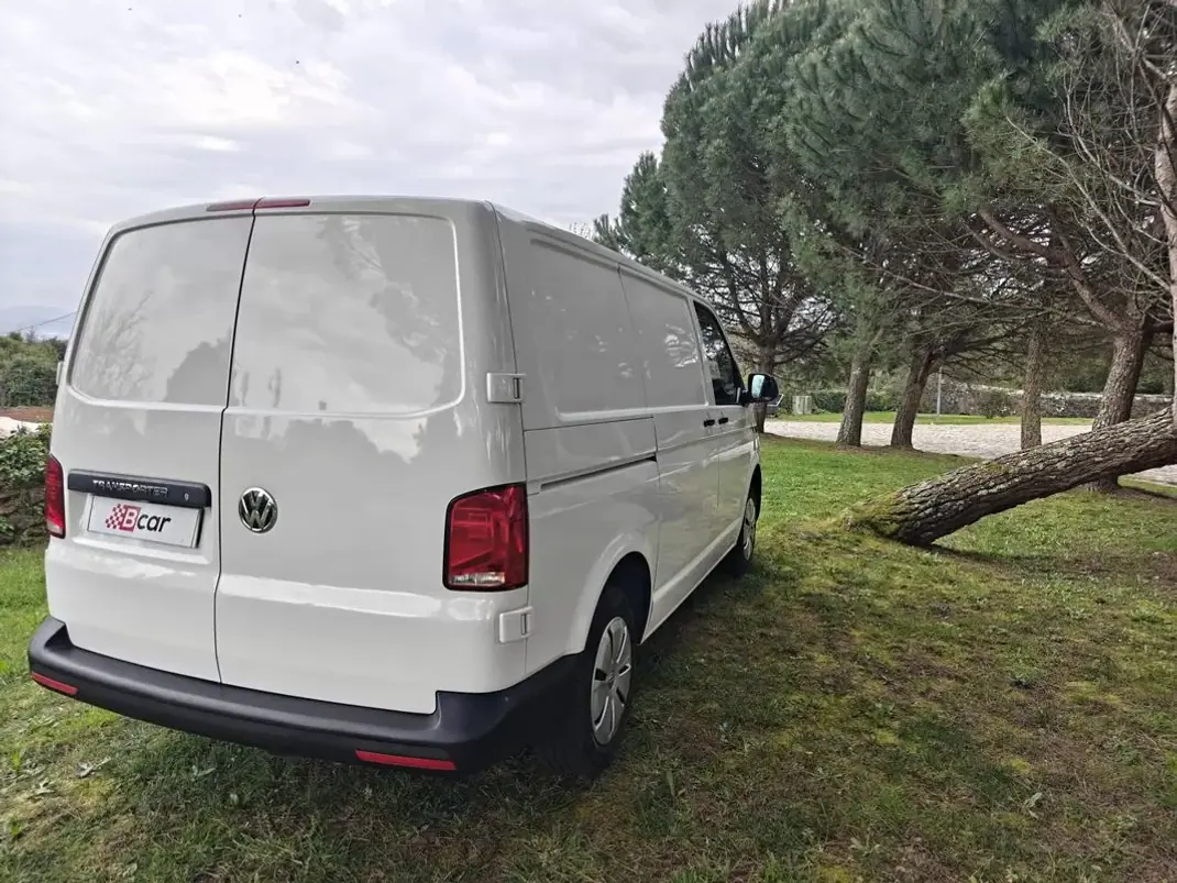 VW T6 TRANSPORTER 2.0 TDI KASTEN/ 3 LUGARES/ IVA DEDUTIVEL 2023 - 27490 EUR, 43500 km - AUTO.MOTO.pt - 43500km - foto 12 de 28