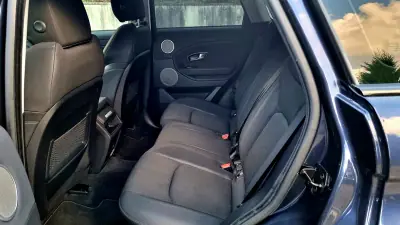 Land Rover Range Rover Evoque 2017 - 24900 EUR, 203000 km - AUTO.MOTO.pt - 203000km - foto 13 de 24