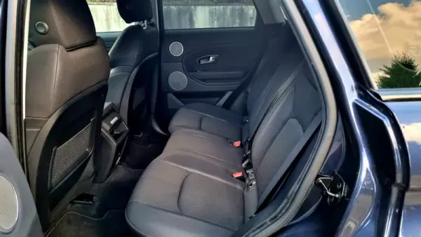 Land Rover Range Rover Evoque 2017 - 24900 EUR, 203000 km - AUTO.MOTO.pt - 203000km - foto 13 de 24