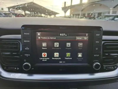 Kia Stonic 2018 - 12850 EUR, 45000 km - AUTO.MOTO.pt - 45000km - foto 23 de 29