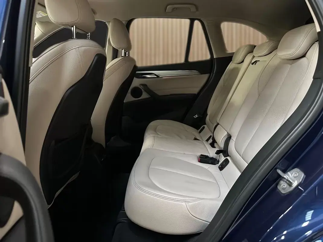 BMW X1 2016 - 18800 EUR, 128000 km - 128000km - foto 11 de 20