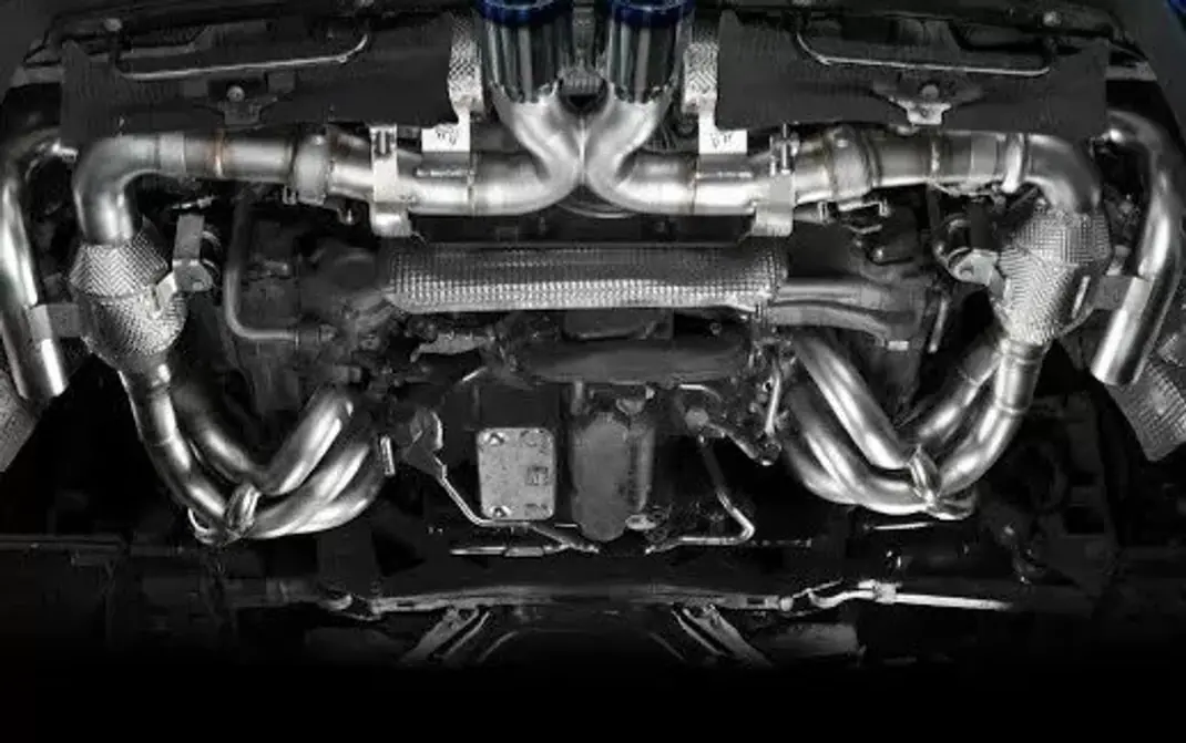 Porsche 992 2021 - 235000 EUR, 15666 km - AUTO.MOTO.pt - 15666km - foto 60 de 61