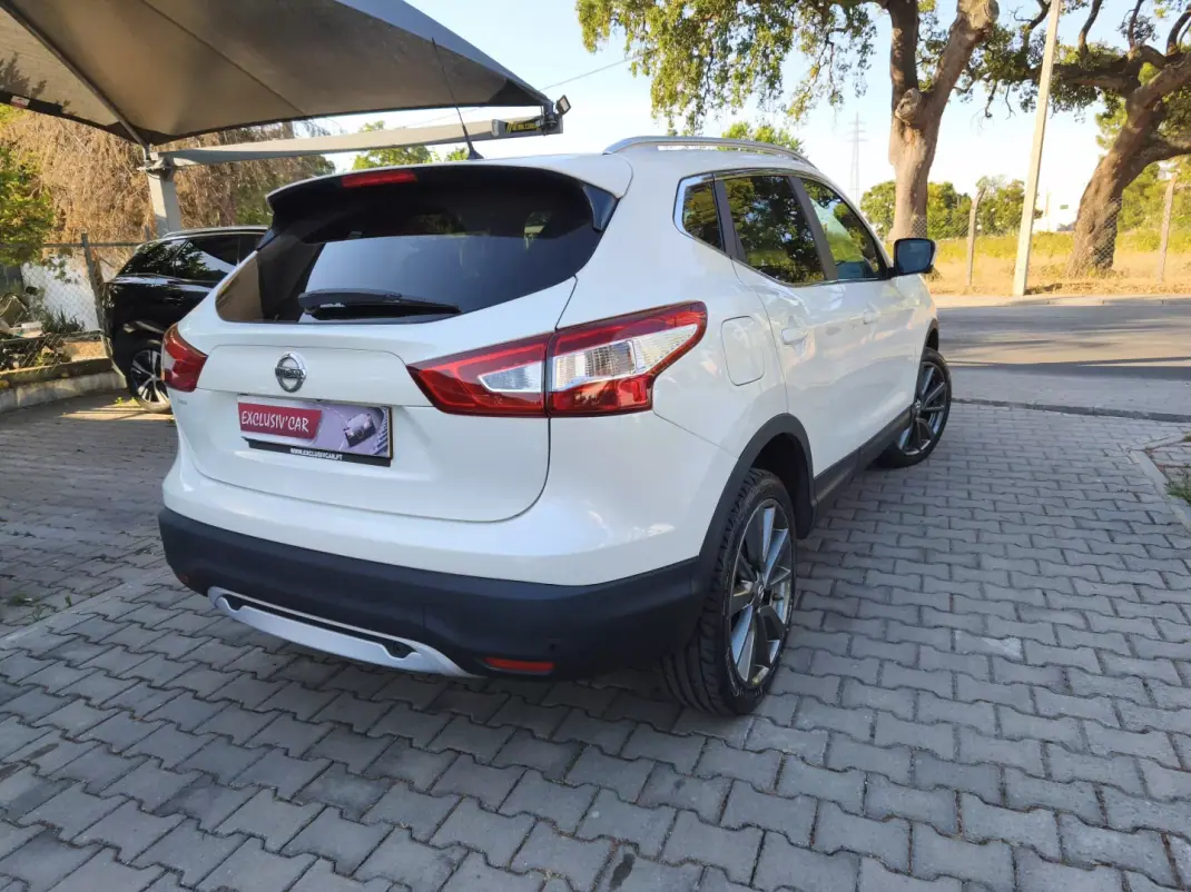 Nissan Qashqai 2015 - 12900 EUR, 195000 km - 195000km - foto 5 de 15