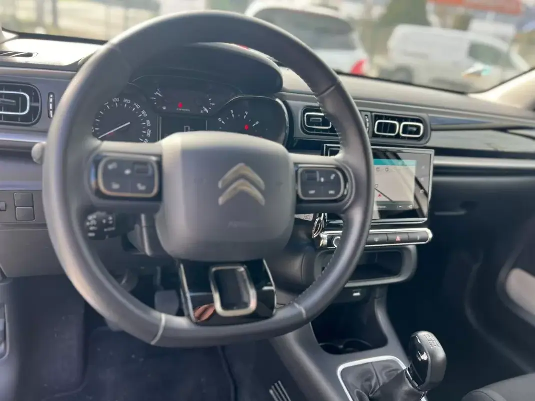 Citroën C3 2022 - 11890 EUR, 39900 km - AUTO.MOTO.pt - 39900km - foto 6 de 17