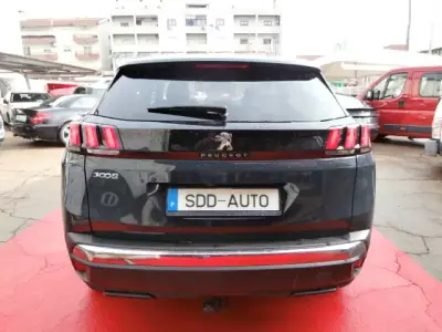 Peugeot 3008 2020 - 22500 EUR, 111358 km - AUTO.MOTO.pt - 111358km - foto 7 de 36