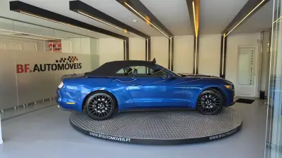 Ford Mustang 2017 - 44900 EUR, 29851 km - AUTO.MOTO.pt - 29851km - foto 8 de 58