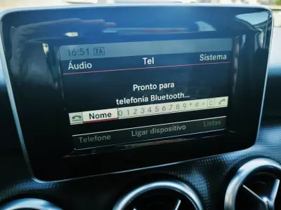 Mercedes-Benz A 160 2014 - 15950 EUR, 64000 km - AUTO.MOTO.pt - 64000km - foto 27 de 34