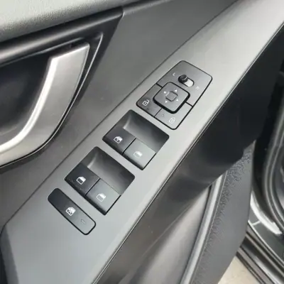 Kia e-Niro 2023 - 34990 EUR, 23490 km - AUTO.MOTO.pt - 23490km - foto 23 de 34
