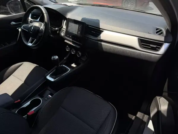 Renault Captur 2023 - 17900 EUR, 78481 km - AUTO.MOTO.pt - 78481km - foto 8 de 13