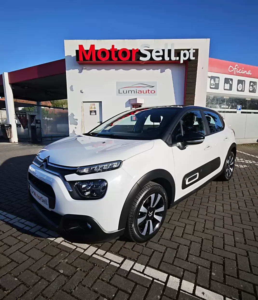 Citroën C3 2021 - 13700 EUR, 69000 km - AUTO.MOTO.pt - 69000km - foto 1 de 11