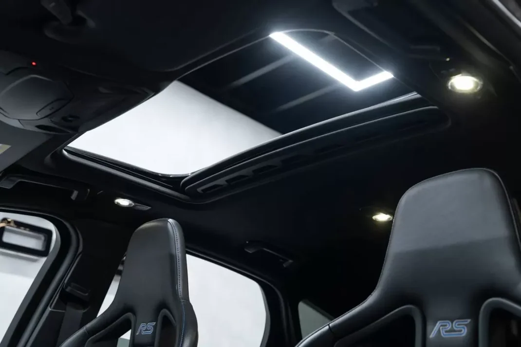 Ford Focus 2016 - 42950 EUR, 61000 km - AUTO.MOTO.pt - 61000km - foto 29 de 49