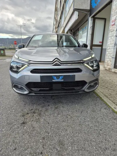 Citroën C4 2022 - 20500 EUR, 85000 km - AUTO.MOTO.pt - 85000km - foto 2 de 27
