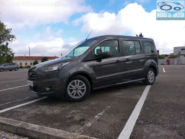 Ford Tourneo Connect 2020 - 19980 EUR, 108000 km - AUTO.MOTO.pt - 108000km - foto 31 de 31