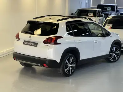Peugeot 2008 2016 - 9990 EUR, 90000 km - AUTO.MOTO.pt - 90000km - foto 15 de 49