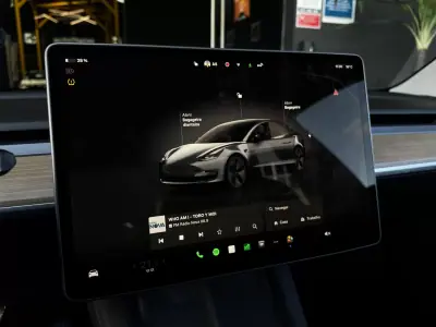 Tesla Model 3 2022 - 29990 EUR, 125900 km - AUTO.MOTO.pt - 125900km - foto 24 de 31