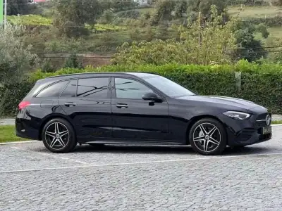 Mercedes-Benz C 300 2022 - 38999 EUR, 114000 km - AUTO.MOTO.pt - 114000km - foto 26 de 29