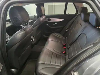 Mercedes-Benz C 300 2020 - 30980 EUR, 98799 km - AUTO.MOTO.pt - 98799km - foto 42 de 47