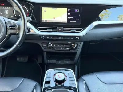 Kia e-Niro 2020 - 19900 EUR, 67500 km - AUTO.MOTO.pt - 67500km - foto 21 de 23