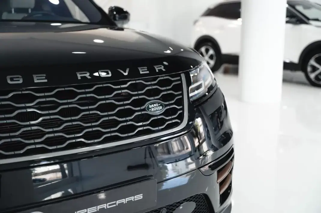 Land Rover Velar 2018 - 42950 EUR, 126000 km - 126000km - foto 3 de 50
