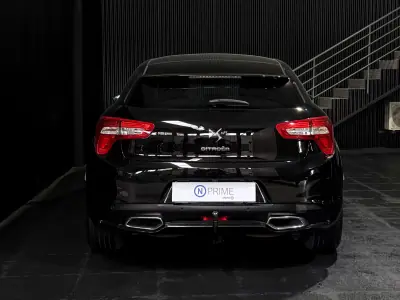 Citroën DS5 2014 - 12499 EUR, 165000 km - AUTO.MOTO.pt - 165000km - foto 4 de 30