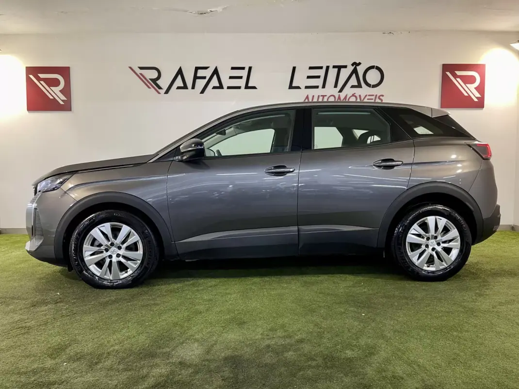 Peugeot 3008 2022 - 17500 EUR, 128000 km - 128000km - foto 10 de 38