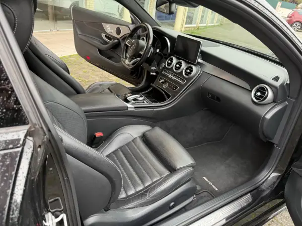 Mercedes-Benz C 220 2016 - 29900 EUR, 160000 km - AUTO.MOTO.pt - 160000km - foto 15 de 26