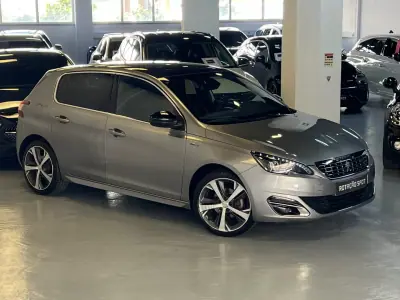 Peugeot 308 2016 - 11990 EUR, 96000 km - AUTO.MOTO.pt - 96000km - foto 23 de 48