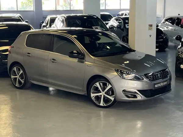 Peugeot 308 2016 - 11990 EUR, 96000 km - AUTO.MOTO.pt - 96000km - foto 23 de 48