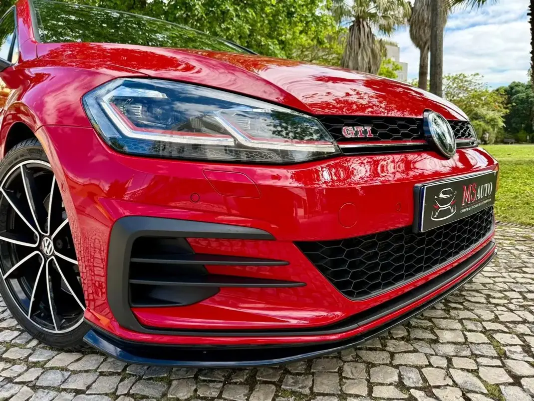 Volkswagen Golf 2019 - 31990 EUR, 110300 km - AUTO.MOTO.pt - 110300km - foto 27 de 38