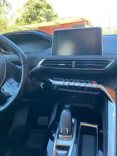 Peugeot 3008 2019 - 15500 EUR, 152000 km - AUTO.MOTO.pt - 152000km - foto 4 de 6