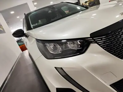 Peugeot 2008 2020 - 17500 EUR, 79000 km - AUTO.MOTO.pt - 79000km - foto 9 de 30