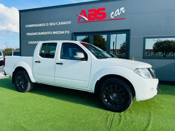 Nissan Navara 2012 - 21500 EUR, 140000 km - AUTO.MOTO.pt - 140000km - foto 2 de 19