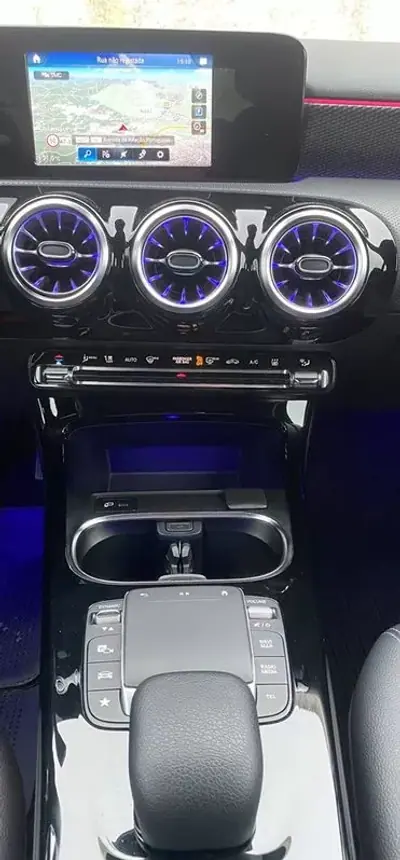 Mercedes-Benz A 250 2021 - 27900 EUR, 106000 km - AUTO.MOTO.pt - 106000km - foto 16 de 21