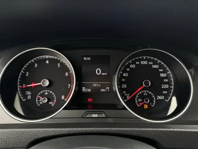Volkswagen Golf 2019 - 15990 EUR, 95000 km - AUTO.MOTO.pt - 95000km - foto 17 de 27