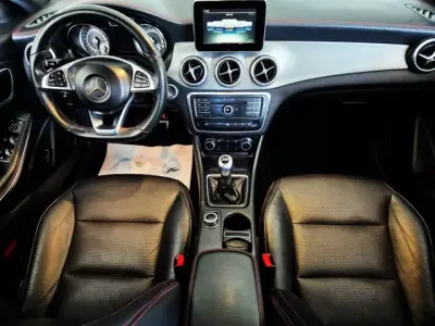 Mercedes-Benz CLA 200 2015 - 16750 EUR, 248208 km - AUTO.MOTO.pt - 248208km - foto 5 de 10