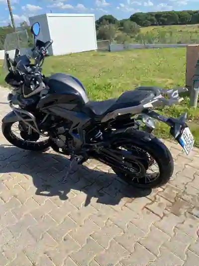 Zontes 310R 2025 - 4200 EUR, 7900 km - AUTO.MOTO.pt - 7900km - foto 2 de 4