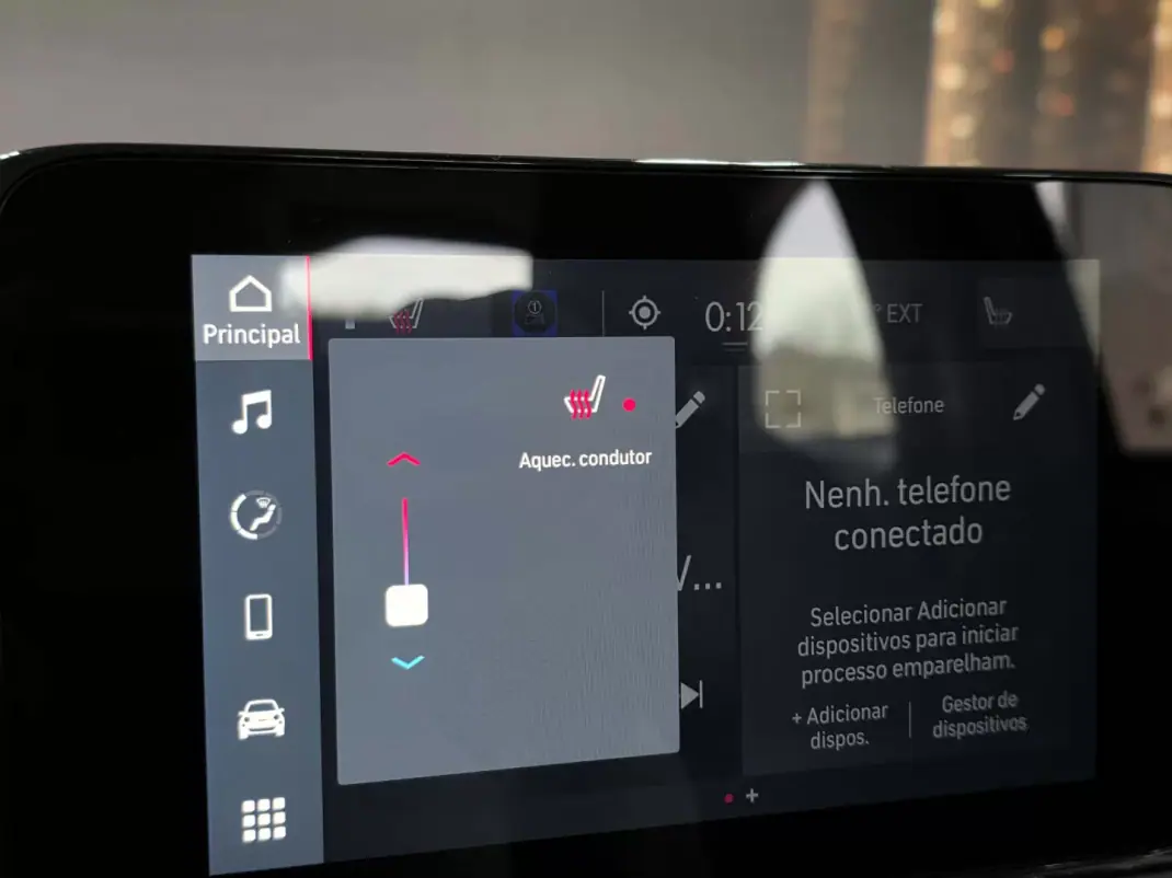 Fiat 500e 2023 - 15990 EUR, 8000 km - AUTO.MOTO.pt - 8000km - foto 9 de 20