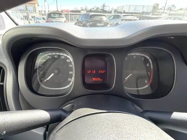 Fiat Panda 2021 - 10950 EUR, 78509 km - AUTO.MOTO.pt - 78509km - foto 7 de 12