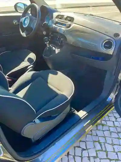 Fiat 500 2015 - 9950 EUR, 40700 km - AUTO.MOTO.pt - 40700km - foto 5 de 9