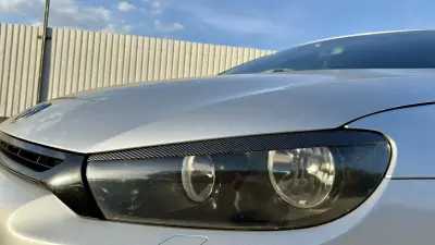 Volkswagen Scirocco 2010 - 9950 EUR, 301000 km - AUTO.MOTO.pt - 301000km - foto 4 de 18