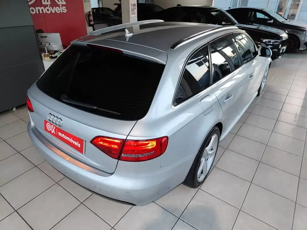 Audi A4 Avant 2009 - 12950 EUR, 231500 km - AUTO.MOTO.pt - 231500km - foto 13 de 36