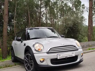 MINI Clubman 2011 - 7500 EUR, 293000 km - AUTO.MOTO.pt - 293000km - foto 3 de 65